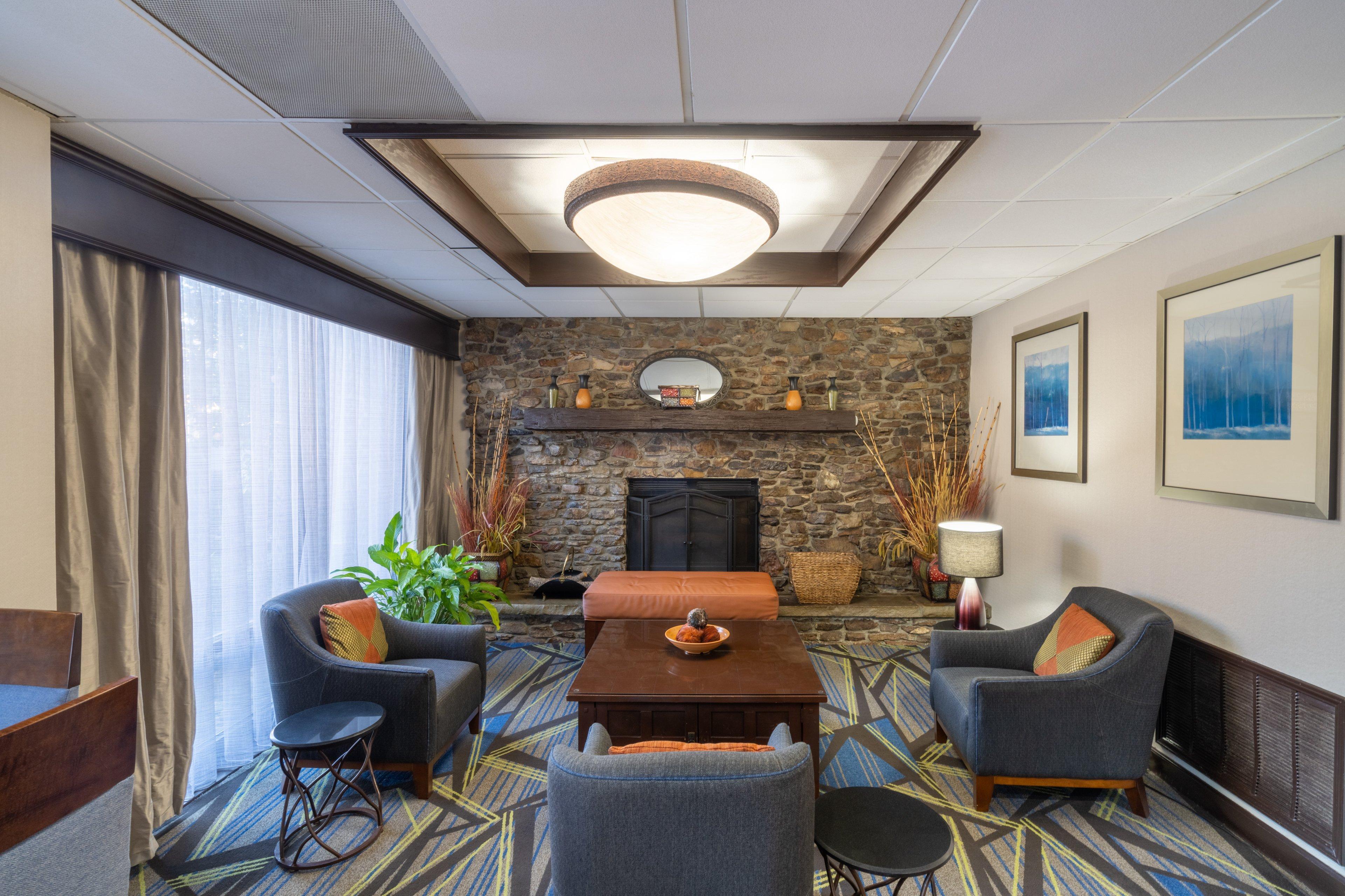 Holiday Inn Express Forsyth By Ihg Ngoại thất bức ảnh