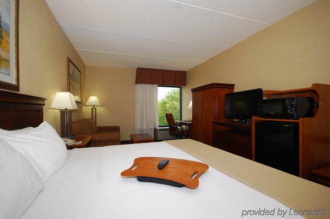 Holiday Inn Express Forsyth By Ihg Phòng bức ảnh